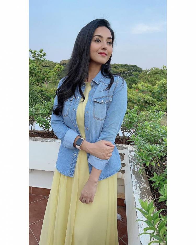 Actress #vidhyapradeep looks elegant in the latest stills