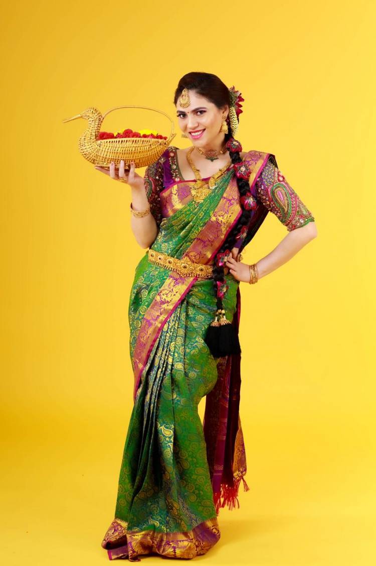Actress and Bigg Boss fame #SherinShringar will definitely make you go weak at the knee in the beautiful Saree look stills from her recent photoshoot