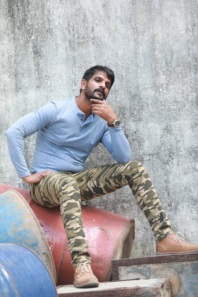பவுடர் பட இயக்குனர் விஜய் ஸ்ரீ ஜி இயக்கத்தில் வித்யா பீரதிப் வுடன்  கதையின் நாயகனாக நிகில் முருகன்  சிங்கப்புலி
