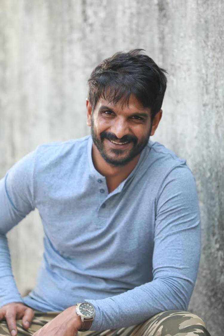 பவுடர் பட இயக்குனர் விஜய் ஸ்ரீ ஜி இயக்கத்தில் வித்யா பீரதிப் வுடன்  கதையின் நாயகனாக நிகில் முருகன்  சிங்கப்புலி