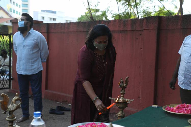 RAADHIKA SARATHKUMAR’S RADAAN MEDIAWORKS PRESENTS SARATHKUMAR STARRER THOONGA VANAM-KADARAM KONDAN FAME RAJESH M SELVA DIRECTORIAL OTT ORIGINALS “IRAI” (PREY)