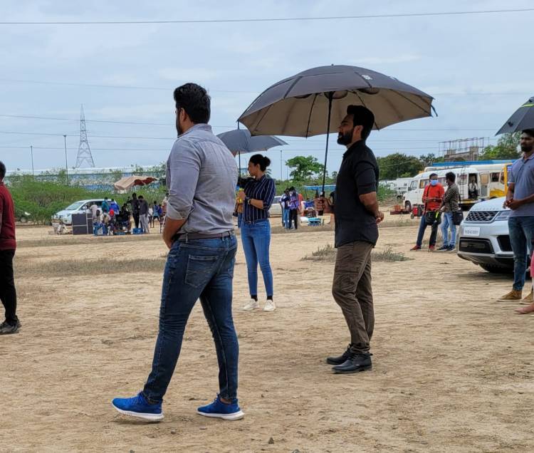 Actor @Aravoffl latest working still from his upcoming movie's shooting spot.. 