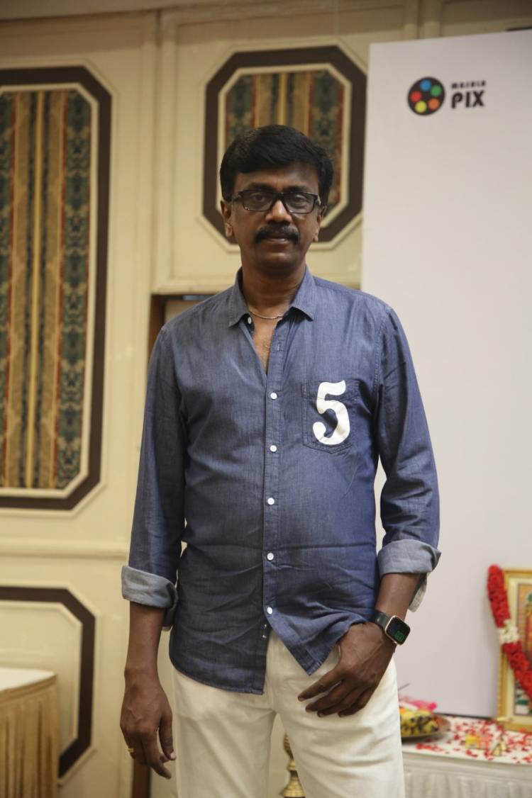 Mirchi Shiva-Priya Anand starrer Director Kannan’s remake of the classic comedy “Kasethan Kadavulada” shooting commenced with ritual ceremony