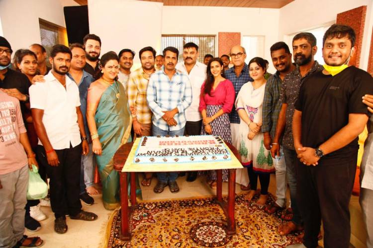 Dir @Dir_kannanR birthday celebration in the sets of  #KasethanKadavulada 