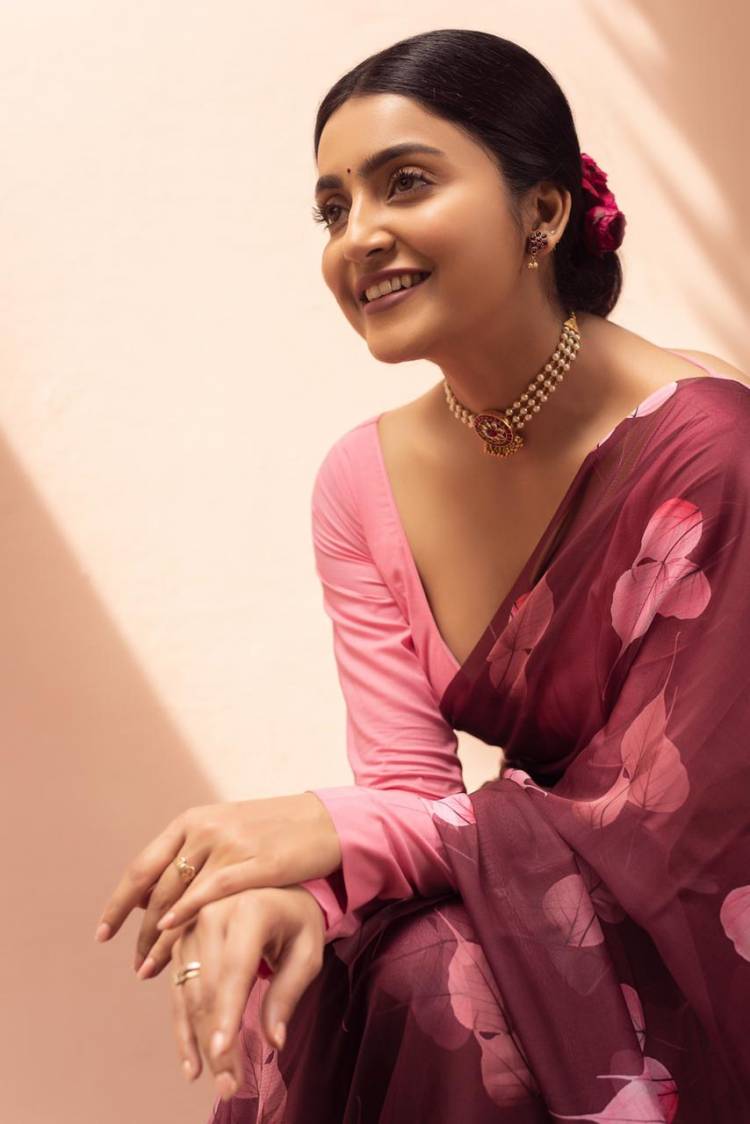 Just being herself! Actress #Avanthika looks 