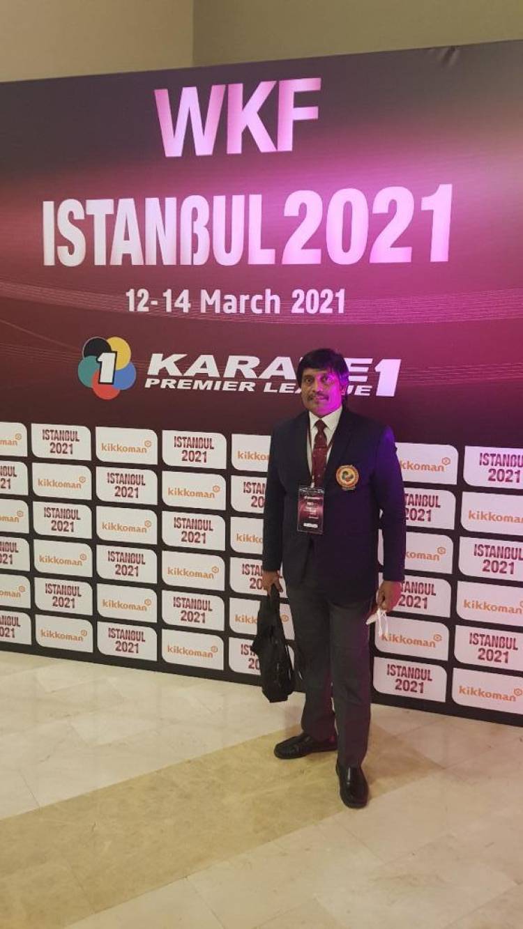 தற்போது நடைபெற்று வரும் ஒலிம்பிக் கராத்தே போட்டியில் நடுவராக " கைலா " படத்தின் இயக்குனர் திரு.பாஸ்கர் ஸ்ரீனுவாசன் எனும் தமிழன்