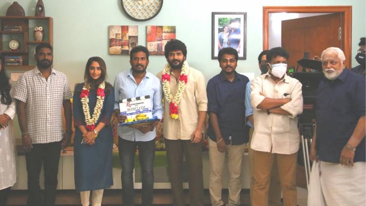 This cute Romance Drama webseries titled #AkashVaani shoot started today with simple Pooja following COVID protocol & norms