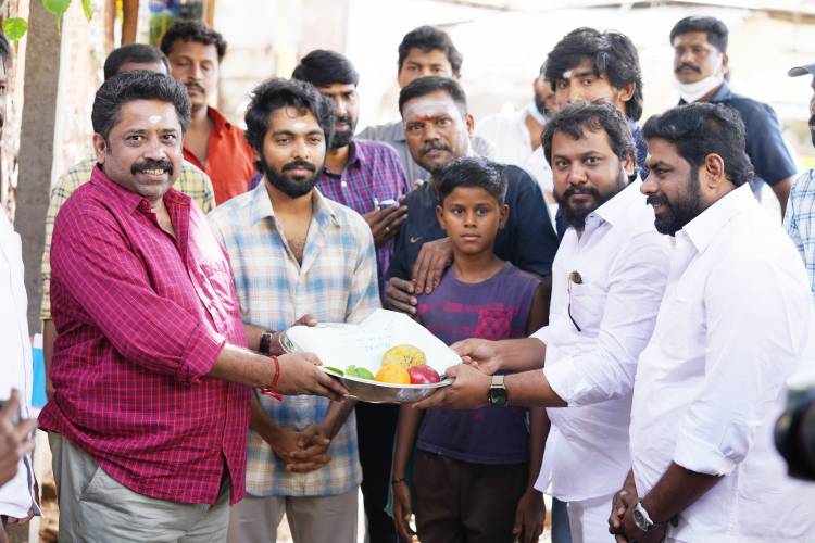 Skyman Films International தயாரிப்பாளர் கலைமகன் முபாரக் தயாரிக்கும் திரைப்படம்,  “Production No.2” இயக்குநர் சீனு ராமசாமி இயக்கத்தில், GV பிரகாஷ் குமார், காயத்திரி சங்கர்  பூஜையுடன் துவங்கியது !