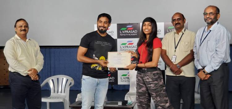 எல் வி பிரசாத் ஃபிலிம் & டிவி அகாடமியின் மாணவர்களுக்கு நடிப்பு பயிற்சி எடுத்த நடிகர் ஆரி அர்ஜூனன் .. 