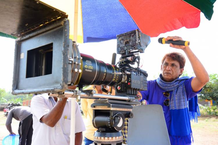 N.M.H இன்டர்நேஷனல் பிக்சர்ஸ் பெருமையுடன் வழங்கும்