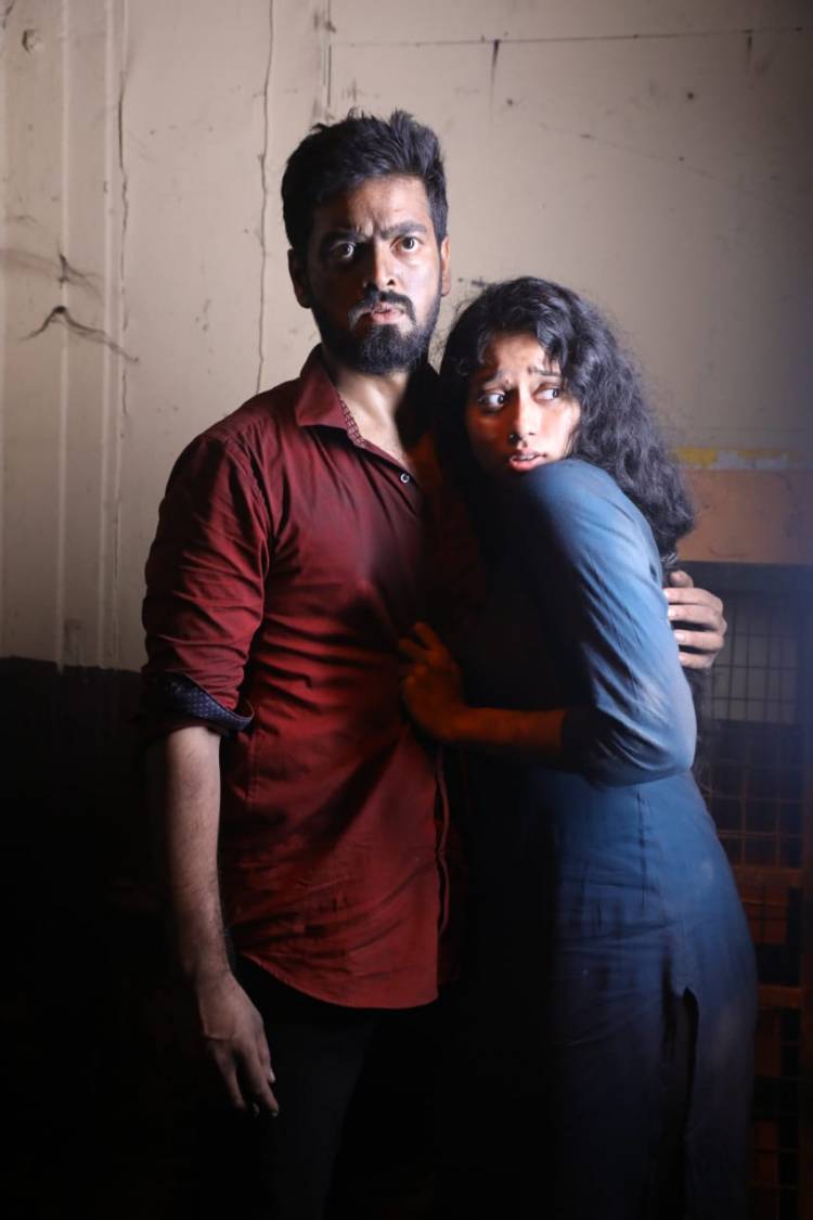 உலக திரைப்பட விழாக்களில் பங்கெடுத்து விருதுகளை குவிக்கும் "யுத்த காண்டம்"*