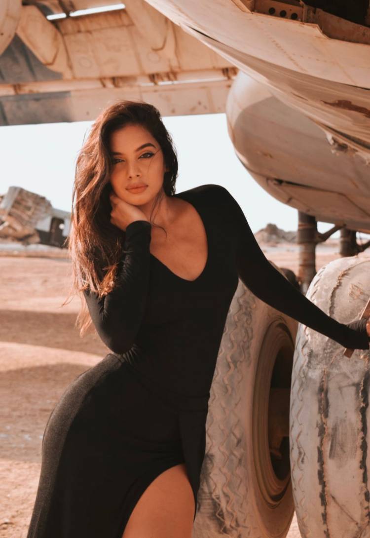 Actress #tanyahope looks Astounding in the latest photoshoot stills.