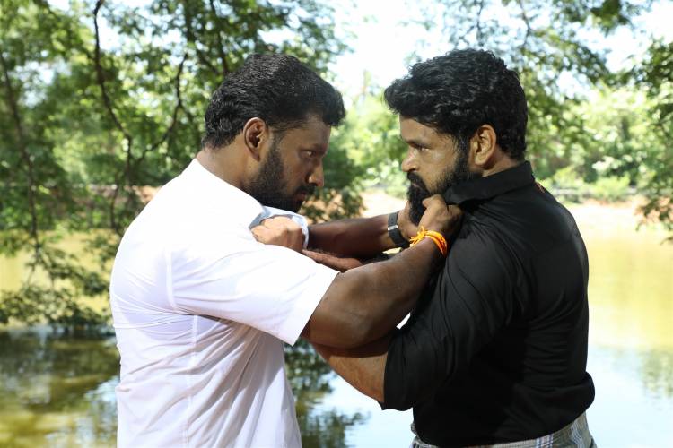 கொரோனாவை விட ஒரு  கொடிய நோய் நாட்டில் வேகமாக  பரவிக் கொண்டிறுக்கிறது " மெய்ப்பட செய் " படத்தின் இயக்குனர் வேலன்.