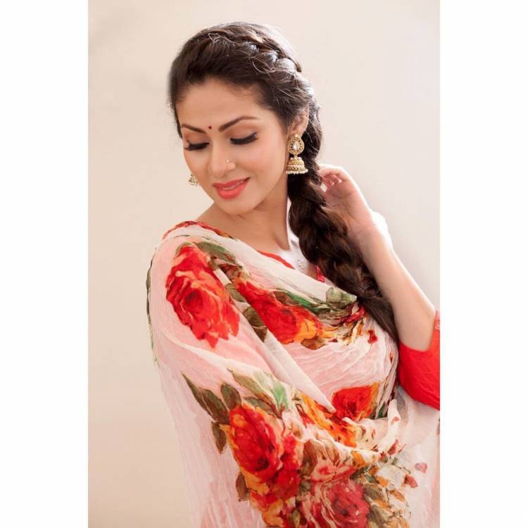 Actress #sadha looks fresh as a daisy in the floral attire she wore for her latest photoshoot stills