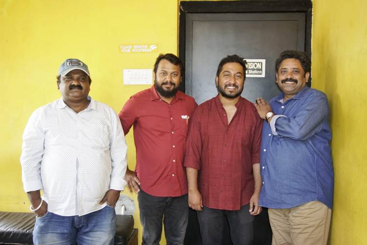 Skyman Films International தயாரிப்பாளர் கலைமகன் முபாரக் தயாரிப்பில் ,  இயக்குநர் சீனு ராமசாமி இயக்கத்தில், GV பிரகாஷ் குமார் நடிக்கும் “இடிமுழக்கம்” திரைப்படத்தில் மலையாள திரையுலகத்தில் புகழ்பெற்ற வினித் சீனிவாசன், ஒரு பாடலை பாடியுள்ளார்.