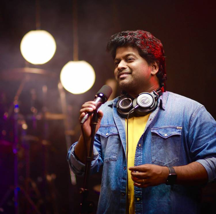 Narumugaye Ishaan Dev ft. Anusree