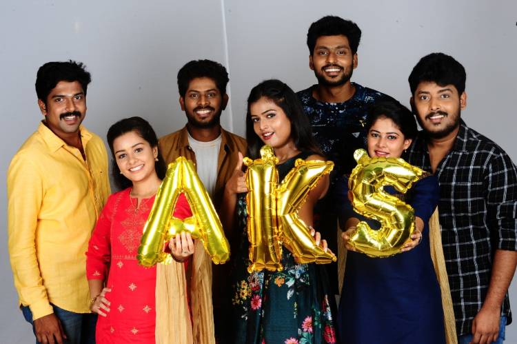 ஆரம்பமானது 'ஆதலினால் காதல் செய்வீர்' வெப் சீரிஸ்