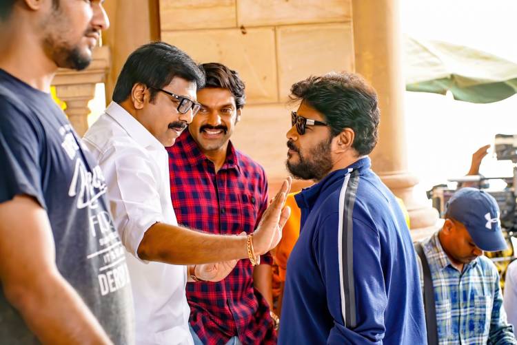 இந்தியா டிரண்டிங்கில் கலக்கும் சுந்தர் சி - அரண்மனை3 பாடல்! 1M- 1மில்லியன் தாண்டியது.