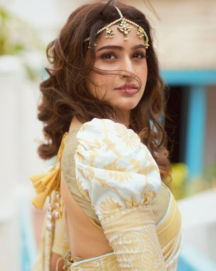 Actress #TanyaRavichandran looks cute and charming in these lovely pics!