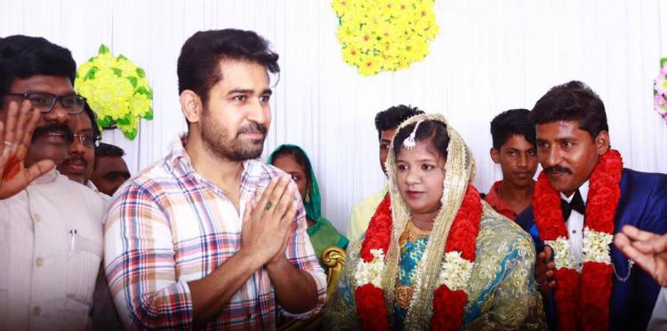 ரசிகர் வீட்டு கல்யாணத்தை முன்னின்று நடத்திய பிரபல ஹீரோ! 