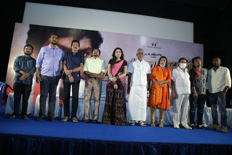 நீண்ட இடைவெளிக்கு பிறகு இசையமைப்பாளர் சிற்பி & பழனி பாரதி இணையும் புதிய படம் முடக்கறுத்தான் . தற்போது  K .வீரபாபு 'முடக்கறுத்தான் ' எனும் புதிய படத்தை இயக்கி நடிக்கிறார் .