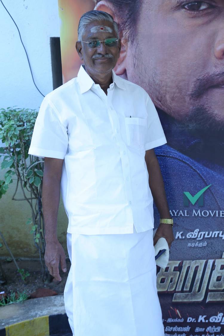 நீண்ட இடைவெளிக்கு பிறகு இசையமைப்பாளர் சிற்பி & பழனி பாரதி இணையும் புதிய படம் முடக்கறுத்தான் . தற்போது  K .வீரபாபு 'முடக்கறுத்தான் ' எனும் புதிய படத்தை இயக்கி நடிக்கிறார் .