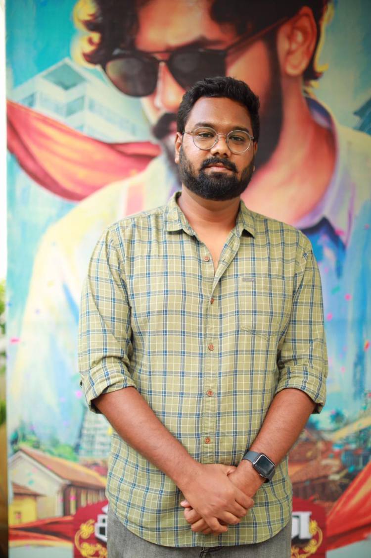 Hiphop Adhi has become the darling of youth audiences in Tamil Nadu. His upcoming film ‘Sivakumarin Sabadham’ 