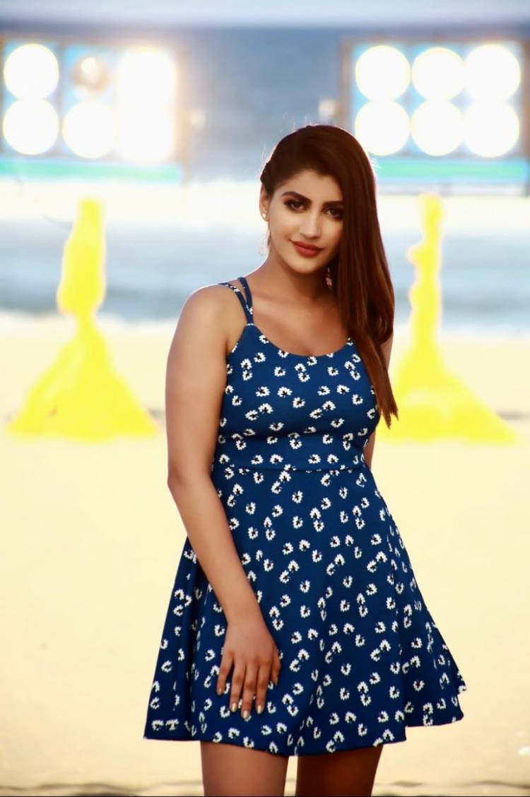 யாஷிகா ஆனந்த் நடித்த " பெஸ்டி" திரைப்படம் விருதுகளை குவித்து வருகிறது.