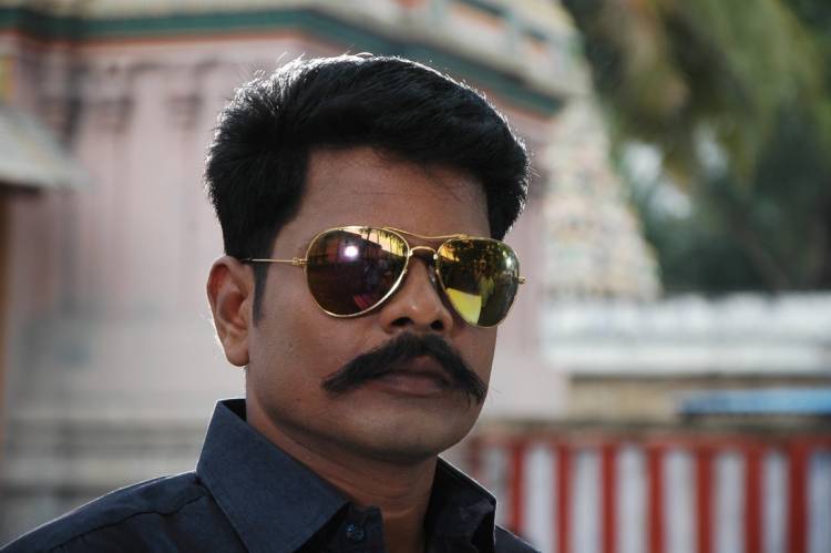 நம்பிராஜ் இயக்கத்தில் வி.ரவி - மதுஸ்ரீ நடிக்கும் " யாரது" படத்தின் கிளைமேக்சில் புதுமை 