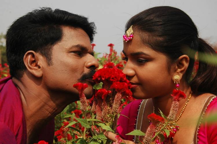 நம்பிராஜ் இயக்கத்தில் வி.ரவி - மதுஸ்ரீ நடிக்கும் " யாரது" படத்தின் கிளைமேக்சில் புதுமை 