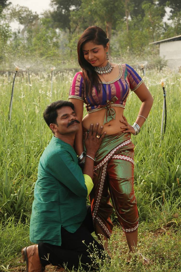 நம்பிராஜ் இயக்கத்தில் வி.ரவி - மதுஸ்ரீ நடிக்கும் " யாரது" படத்தின் கிளைமேக்சில் புதுமை 