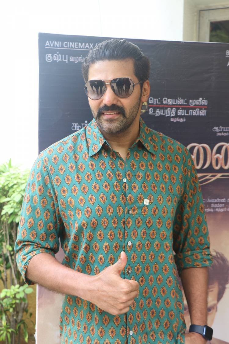 சுந்தர் சி இயக்கத்தில் ஆர்யா, ராஷிக்கண்ணா நடிப்பில் அரண்மனை 3  திரைப்படம்  உருவாக்கப்பட்டு ரிலீஸுக்கு தயாராகி உள்ளது.