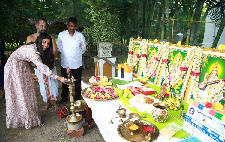 SKLS கேலக்சி மால் புரொடக்‌ஷன்ஸ், மெட்ராஸ் ஸ்டோரிஸ் உடன் இணையும் சர்ஜுன் இயக்கத்தில் புதிய படம் 
