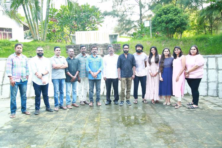 SKLS கேலக்சி மால் புரொடக்‌ஷன்ஸ், மெட்ராஸ் ஸ்டோரிஸ் உடன் இணையும் சர்ஜுன் இயக்கத்தில் புதிய படம் 