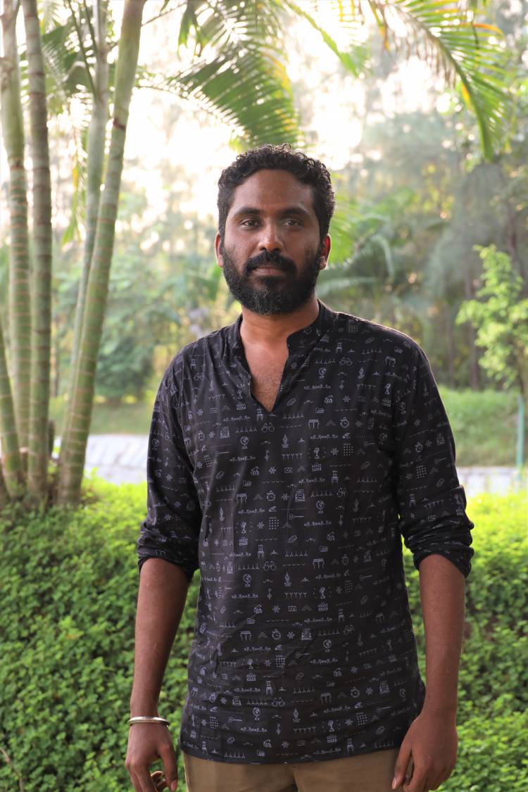 SKLS கேலக்சி மால் புரொடக்‌ஷன்ஸ், மெட்ராஸ் ஸ்டோரிஸ் உடன் இணையும் சர்ஜுன் இயக்கத்தில் புதிய படம் 