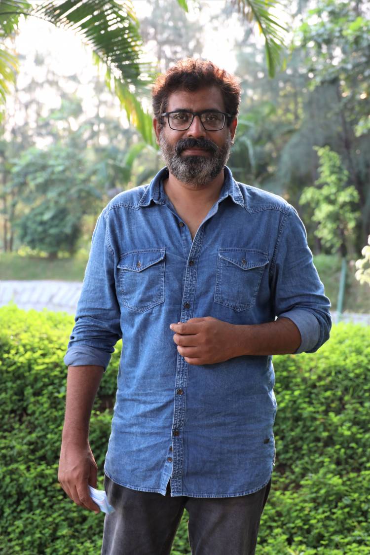 SKLS கேலக்சி மால் புரொடக்‌ஷன்ஸ், மெட்ராஸ் ஸ்டோரிஸ் உடன் இணையும் சர்ஜுன் இயக்கத்தில் புதிய படம் 