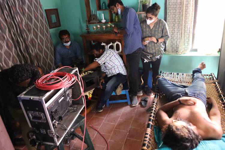 SKLS கேலக்சி மால் புரொடக்‌ஷன்ஸ், மெட்ராஸ் ஸ்டோரிஸ் உடன் இணையும் சர்ஜுன் இயக்கத்தில் புதிய படம் 