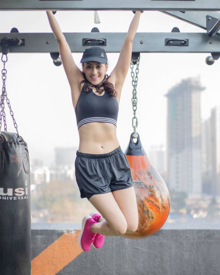 Actress Gurleen Chopra Transforms The Lives Of Many With Her Health and Nutrition Plan