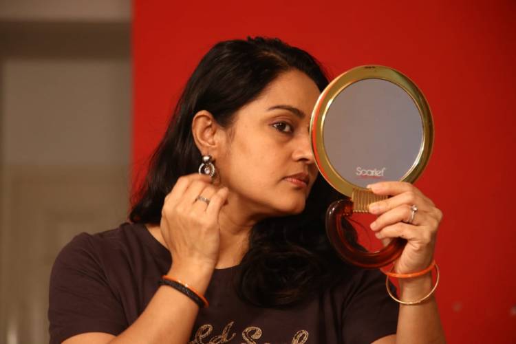 16 வருடங்களுக்கு பின் நடிக்க வரும் ‘வண்ண வண்ண பூக்கள் வினோதினி !