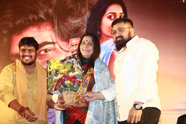 ஐந்து மொழிகளில் தயாராகும் ‘இக்‌ஷு’ டீசரை வெளியிட்ட போலீஸ் அதிகாரி ராஜேஸ்வரி!