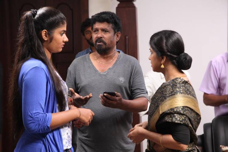 மனதை உலுக்கும் பாடல்! மீண்டும் கிராமிய பாடகர் அறிமுகம்.  “எங்கிருந்தோ கத்துதம்மா செங்குருவி.. “ “ஐஸ்வர்யா முருகன்”  திரைப்படத்தின் மூன்றாவது பாடல் வெளியீடு  ! 