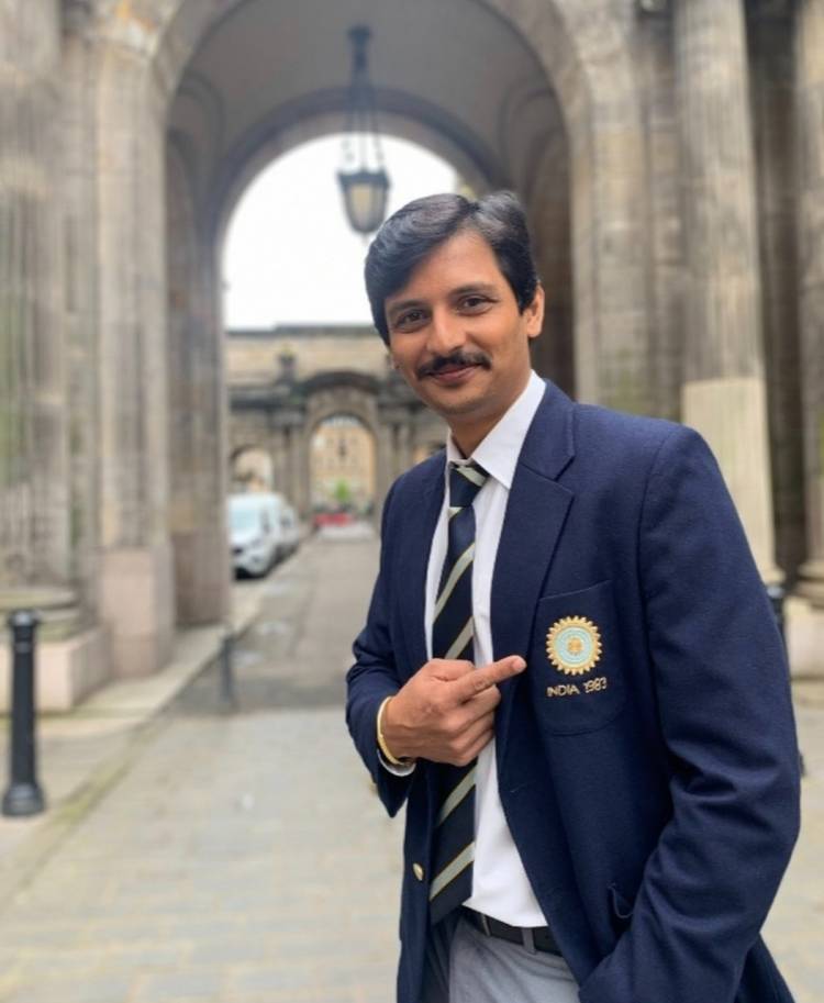 நடிகர் ஜீவா இந்திய சினிமாவின் நாயகன் ஆனார். கிரிக்கெட்டில் முதல் உலக கோப்பையெய்  வாங்கிய கபில்தேவ் பற்றிய #83 படத்தில் நடித்ததின் மூலம் இந்தியா முழுக்க  கொண்டாடப்படுகிறார்.