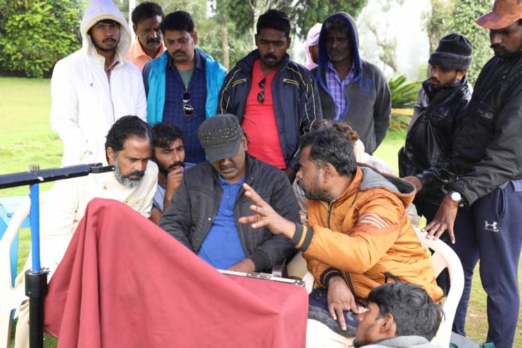 மின்னல் முரளி சிபுவாக மக்கள் மனதில் நீங்கா இடம் பிடித்த குரு சோமசுந்தரம் குரு பிரம்மாவாக பெல் என்கிற திரைப்படத்தில்  கதையின் வில்லனாக நடிக்கிறார். 