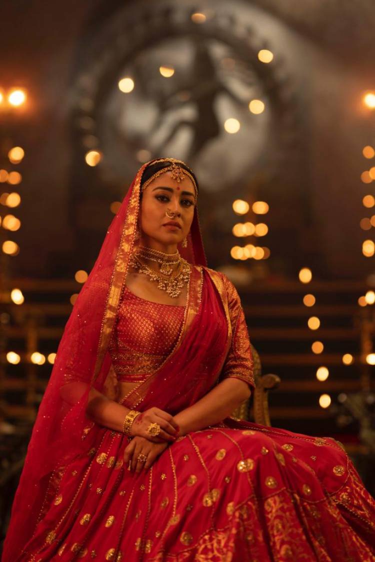 ஏழு மொழிப் படத்தில் நடிக்கும் ஸ்ரேயா!   பேன் இந்தியா மூவியாக உருவாகும் 'கப்ஜா'