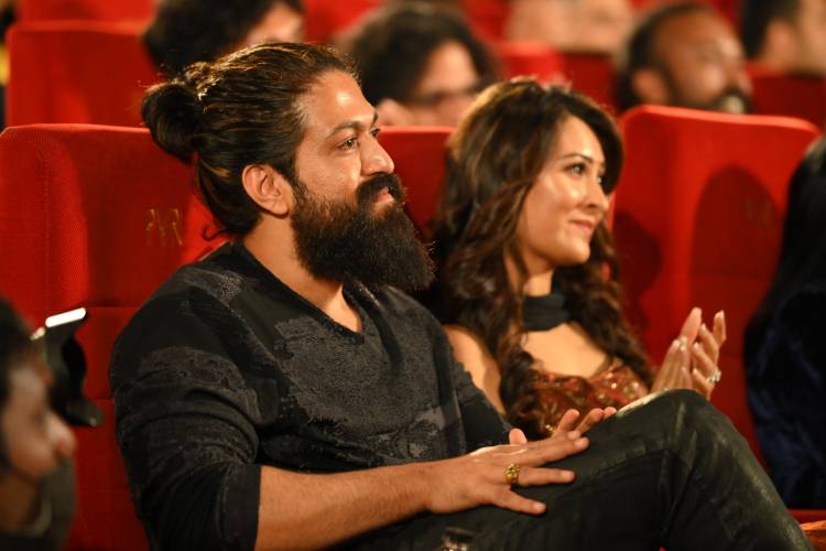‘கேஜிஎப் சாப்டர் 2’ ட்ரெய்லர் வெளியீடு