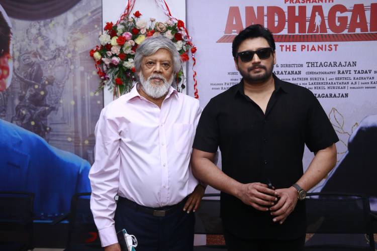 நடிகர் பிரஷாந்த் இன்று பத்திரிகையாளர் மத்தியில் தனது பிறந்த நாளைக் கொண்டாடினார் . 