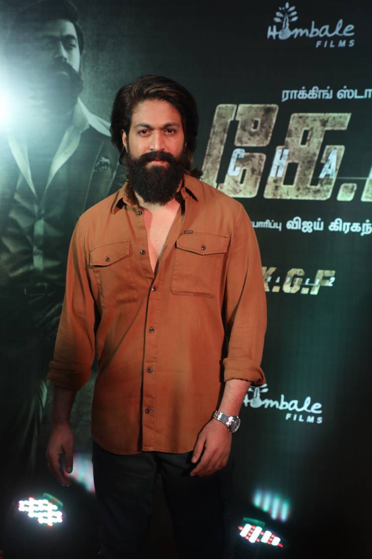 தமிழ் திரை உலகினர் கடும் உழைப்பாளிகள் என்றும், ஒவ்வொரு மொழிக்கும் உரிய மரியாதையை தர வேண்டுமென்றும் ‘கே ஜி எஃப் 2’ படத்தின் பத்திரிகையாளர் சந்திப்பில் பேசும்போது ‘ராக்கிங் ஸ்டார்’ யஷ் தெரிவித்தார்.