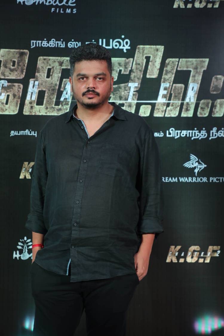 தமிழ் திரை உலகினர் கடும் உழைப்பாளிகள் என்றும், ஒவ்வொரு மொழிக்கும் உரிய மரியாதையை தர வேண்டுமென்றும் ‘கே ஜி எஃப் 2’ படத்தின் பத்திரிகையாளர் சந்திப்பில் பேசும்போது ‘ராக்கிங் ஸ்டார்’ யஷ் தெரிவித்தார்.