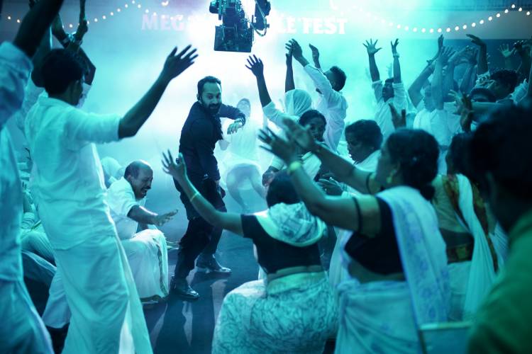 சோப் விளம்பரம் போல மதத்தை விளம்பரப்படுத்துகிறார்கள் ; நிலை மறந்தவன் விழாவில் கொதித்த ஹெச்.ராஜா.
