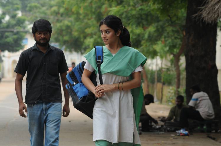 பிர்லியன்ட் மூவிஸ் தயாரிப்பில்  ‘திவ்யா மீது காதல்’